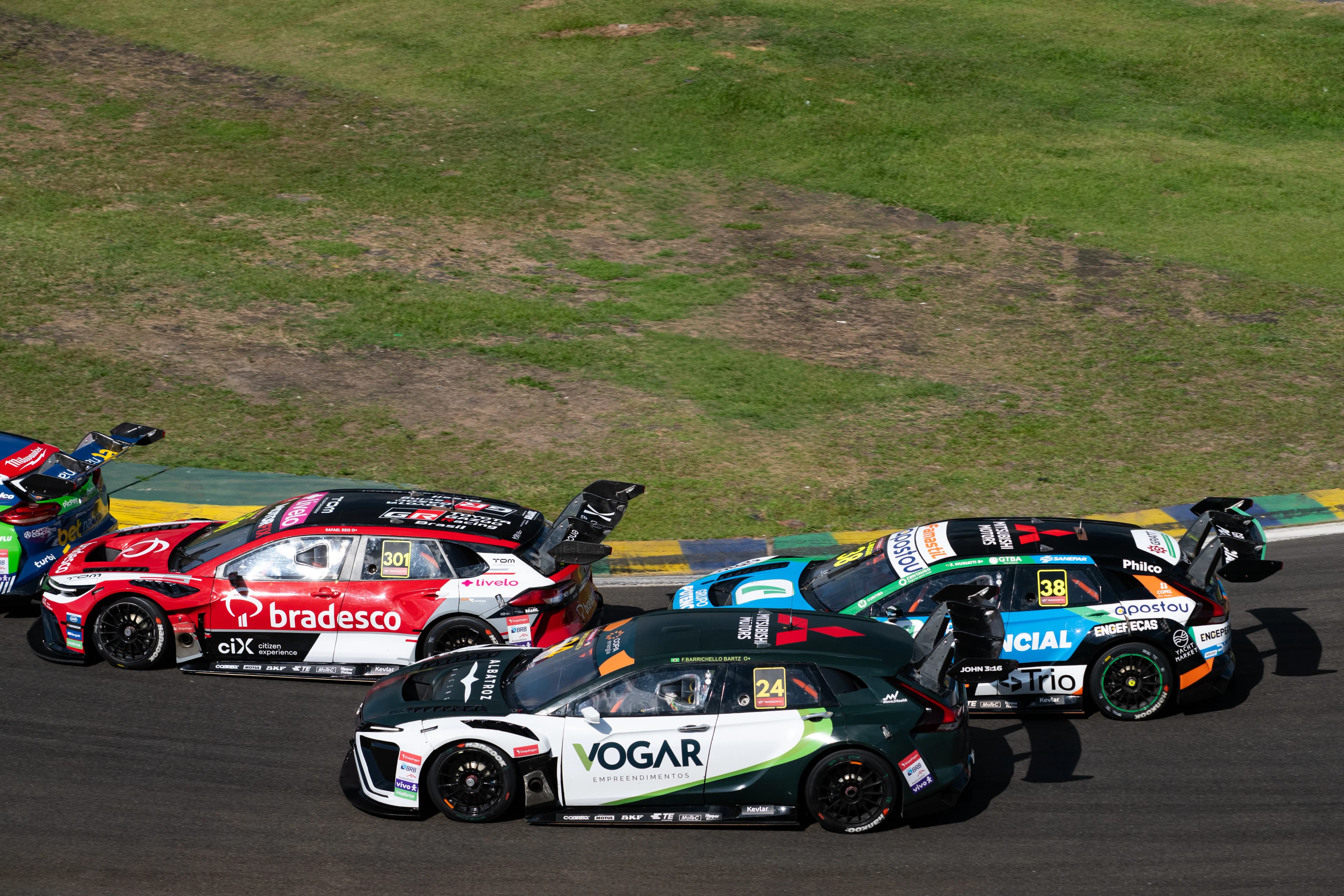 Carro Albatroz Racing no box